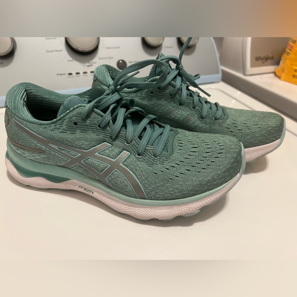 ASICS gel-nimbus 24